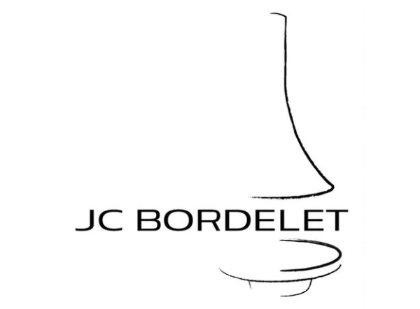 Камин Bordelet Eva 992 Центральный со стеклом